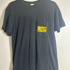 Harley-Davidson Black Tee with Yellow Pocket Graphic Large fits like a Medium
